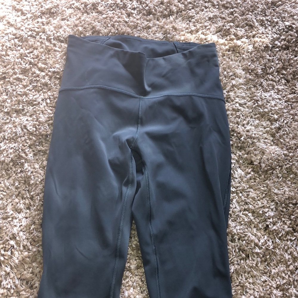 Lululemon Train Times size 6